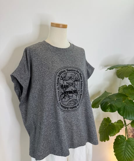 フロッキープリントTシャツ