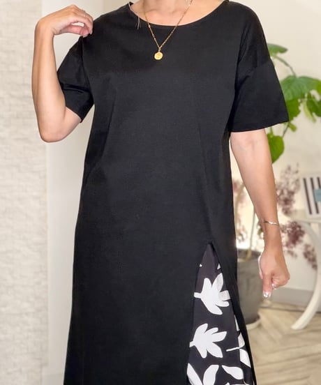 スリットTシャツワンピース