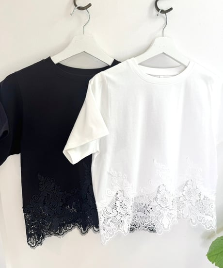 裾レースTシャツ
