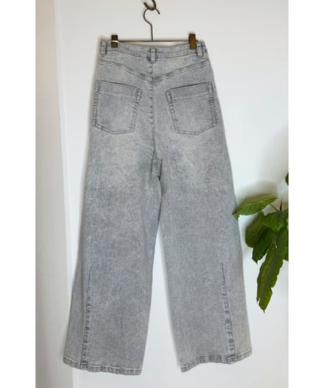 グレイッシュデニムバレルパンツ