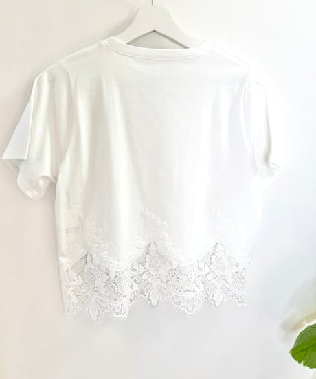 裾レースTシャツ