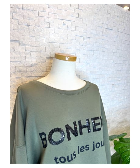 スパンコール "BONHEUR"ロゴ ボンディングプルオーバー
