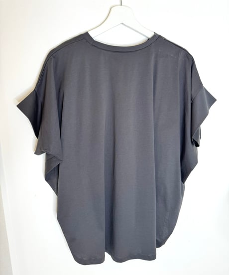 裾タック プリントTシャツ