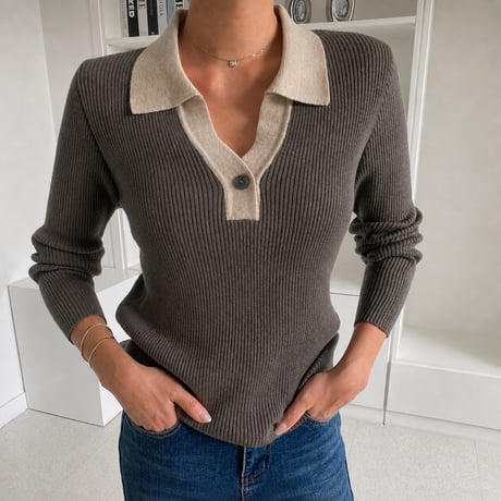 《予約販売》Two-Tone V-Neck Knit