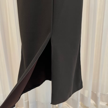 《予約販売》Slim Fit Slit Skirt
