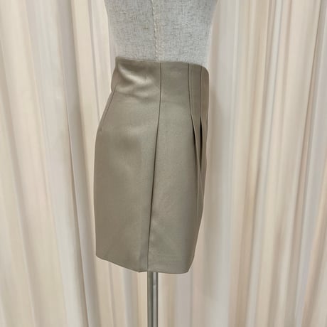 《予約販売》Pleated Tailored Shorts