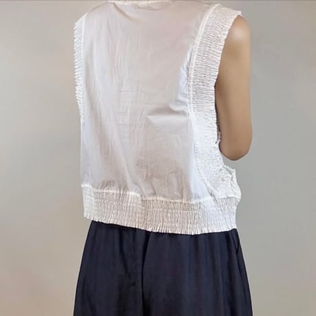 《即日発送📦》Smocked Sleeveless Top