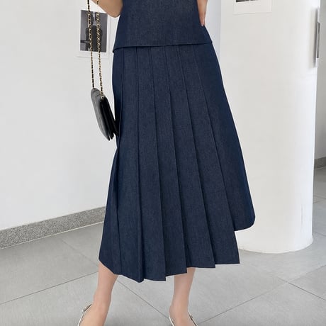 《即日発送📦》再入荷❣️Denim Asymmetry Skirt (SETUP別売り)