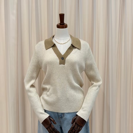 《予約販売》Two-Tone V-Neck Knit