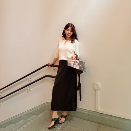 《予約販売》Slim Fit Slit Skirt