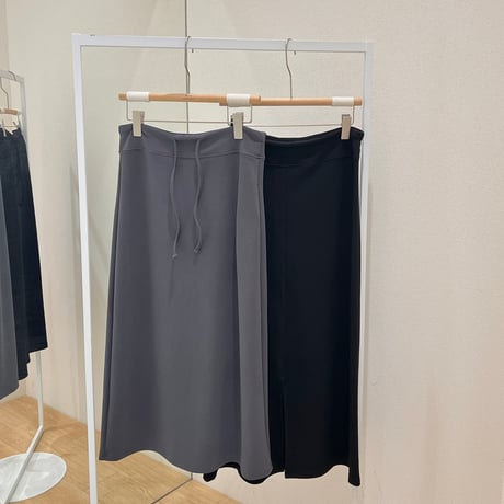 《予約販売》Back Slit Skirt