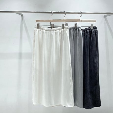 《即日発送📦》STUNNING Flowy Long Skirt
