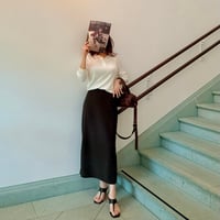 《予約販売》Slim Fit Slit Skirt
