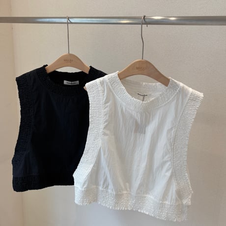 《即日発送📦》Smocked Sleeveless Top