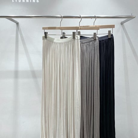 《即日発送📦》STUNNING Summer Satin Skirt