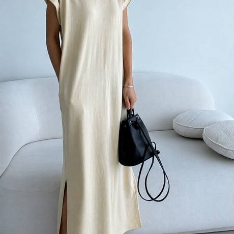 《即日発送📦》Basic Side Slit Dress