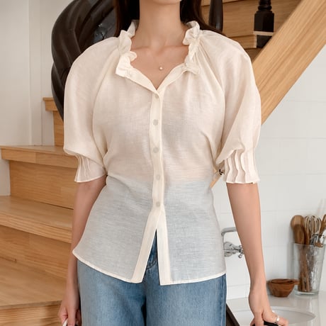 《予約販売》Frill Neck Puff Sleeve Blouse