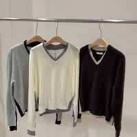 《予約販売》Layered V-Neck Knit
