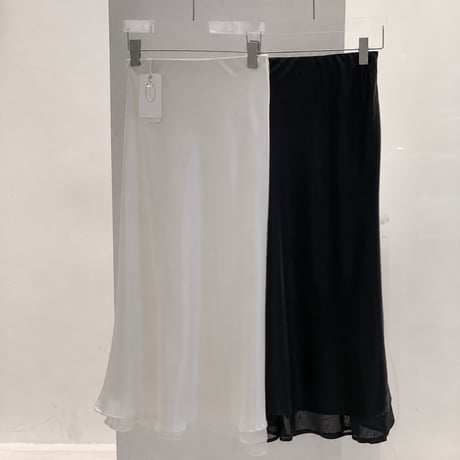 《予約販売》Satin Sheer-Layer Skirt
