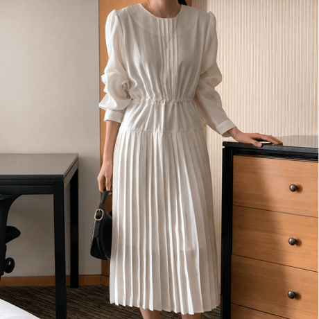 《即日発送📦》再入荷❣️ Waist Ribbon pleats Dress