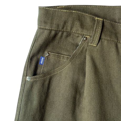 RERUN PLEATED EVERYDAY PANTS GREEN