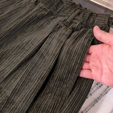 【UNIVERSAL TISSU】親子コーデュロイ イージーサルエルパンツ　カーキ