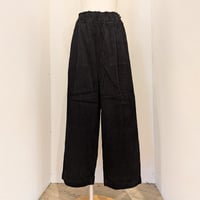 【UNIVERSAL TISSU】親子コーデュロイ イージーサルエルパンツ　クロ