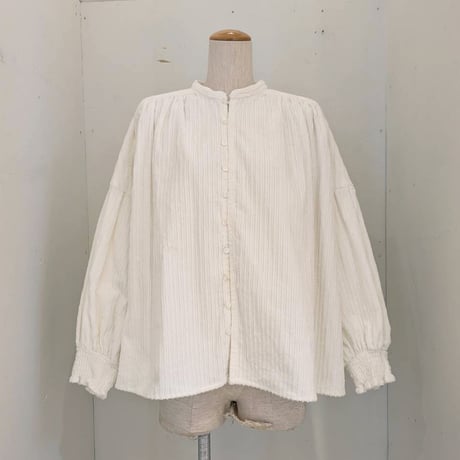 【UNIVERSAL TISSU】親子コーデュロイ シャーリングブラウス　オフ