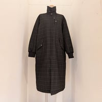 【UNIVERSAL TISSU】ナイロンキルティング リバーシブルコート　チャコールチェック