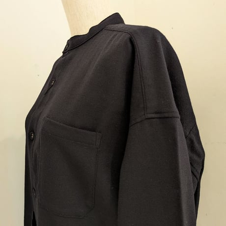 【UNIVERSAL TISSU】ウールジョーゼット ショートカーデ　クロ
