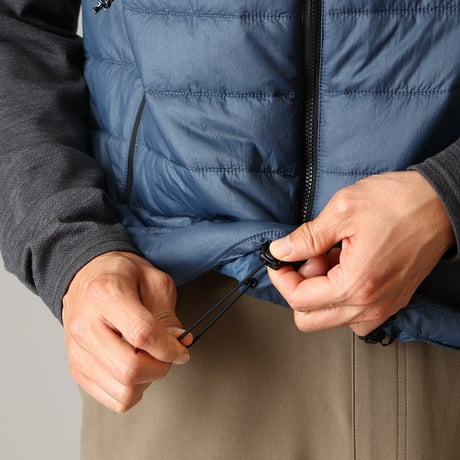 フリーエレメントベスト / MOUNTAIN HARDWEAR マウンテンハードウェア