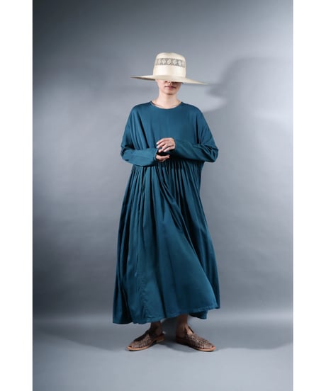 4.Kurteno-dress  / Long sleeve / Organic cotton satin / Dark water