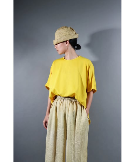 1.Fendo-Half sleeve tops / Organic cotton satin / Fukugi yellow