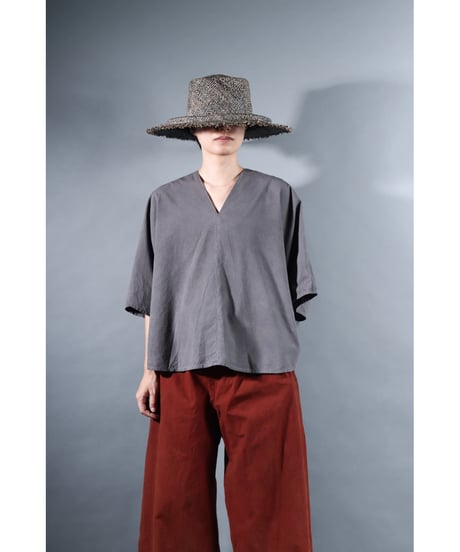 3.Ronda v-neck tops / Organic cotton /  Warm gray