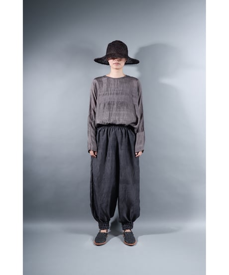 4.Lumo balono / pants / Silk khadi / Dark Charcoal