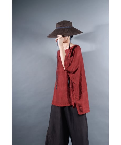 2.Karesante / slashed neck / Silk khadi / Dark madder red