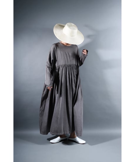 1.Kurteno-dress / Long sleeve / Organic cotton satin / Warm gray