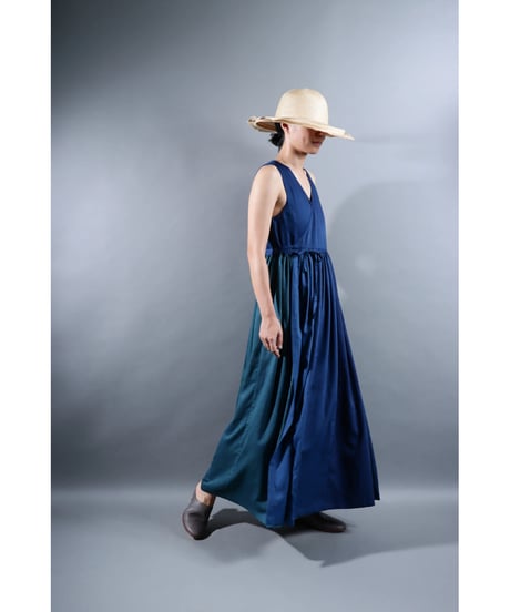 1.Lilith sleeveless dress / Organic cotton satin /Blue-Green gradation
