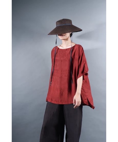 2.Karesante / slashed neck / Silk khadi / Dark madder red