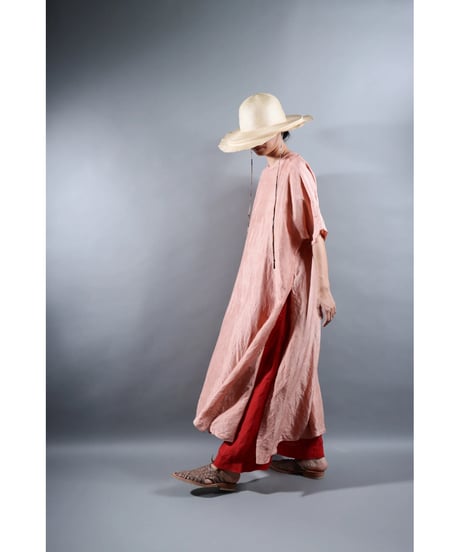 2.Slit dress / Half sleeve / Silk khadi / Pink beige