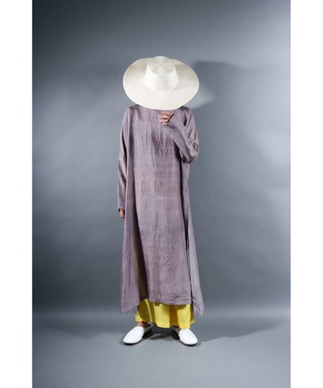 2. Slit dress / Long sleeve / Silk khadi / Pale purple gray