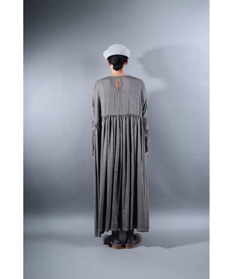 1.Kurteno-dress / Long sleeve / Organic cotton satin / Soft gray