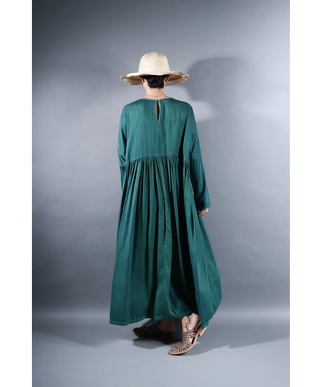 3.Kurteno-dress  / Long sleeve / Organic cotton satin / Sea green