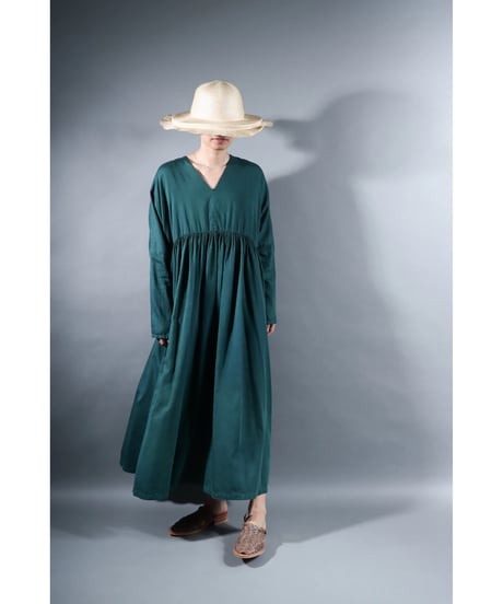 2.Kurteno valo / Long sleeve / Organic cotton satin / Lake green