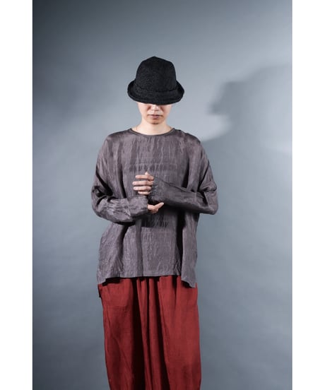 1.Fendo / Long sleeve tops / Silk khadi / Metalic gray