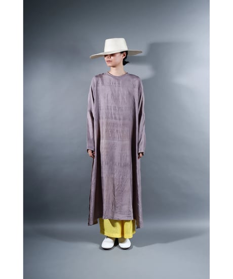 2. Slit dress / Long sleeve / Silk khadi / Pale purple gray
