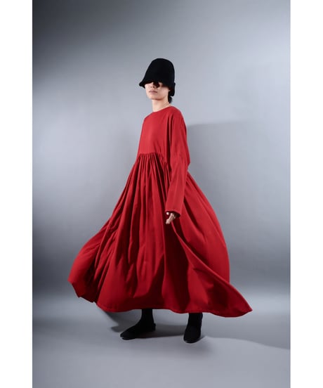 4.Kurteno-dress sp/ Long sleeve / Organic cotton satin / Madder red