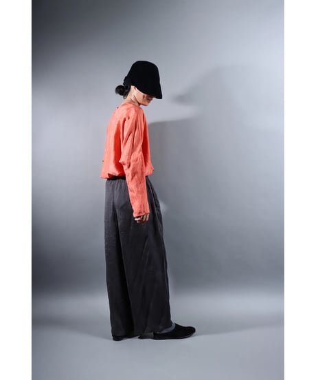 4.Lumo pants / Silk khadi / Dark charcoal