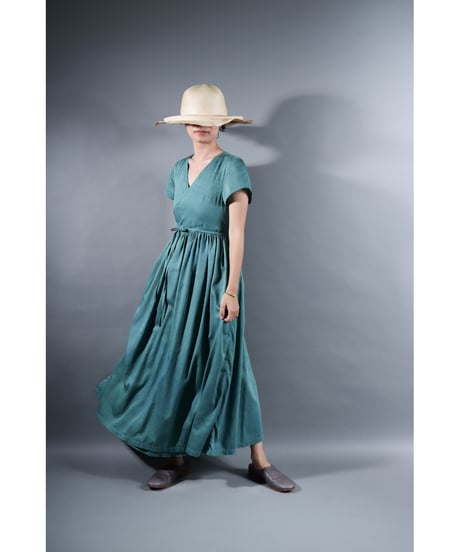 1.Lilith- cap sleeve dress / Organic cotton satin / Shore blue