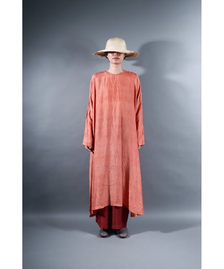 3. Slit dress / Long sleeve / Silk khadi / Sunset pink